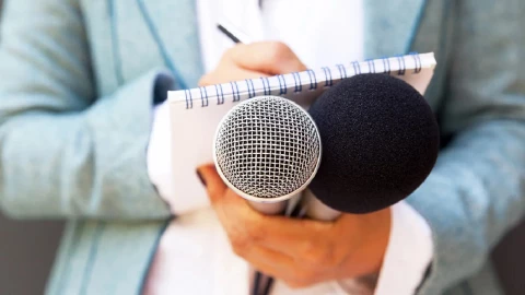 Día del periodista en México Frases para enviar este 4 de enero