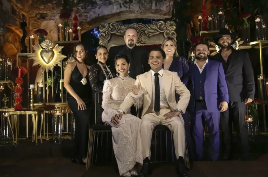 Angela Aguilar y Nodal (14).jpg