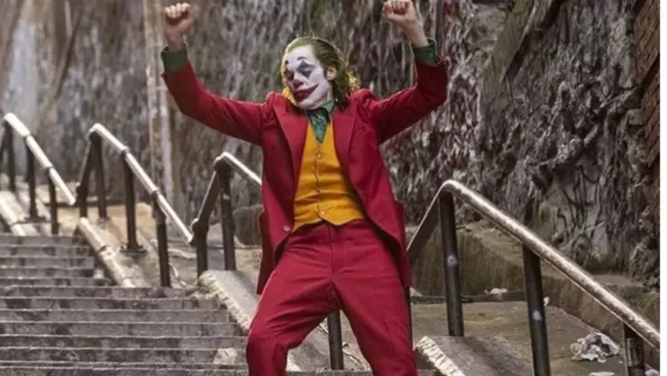 joker joaquin phoenix.jpg