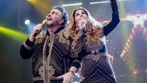 Lucero y Mijares mandan mensaje a Shakira y se viralizan