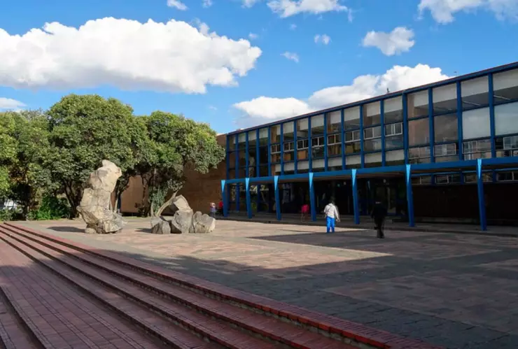 Edicidio central de Ciudad Universitaria de la UNAM.