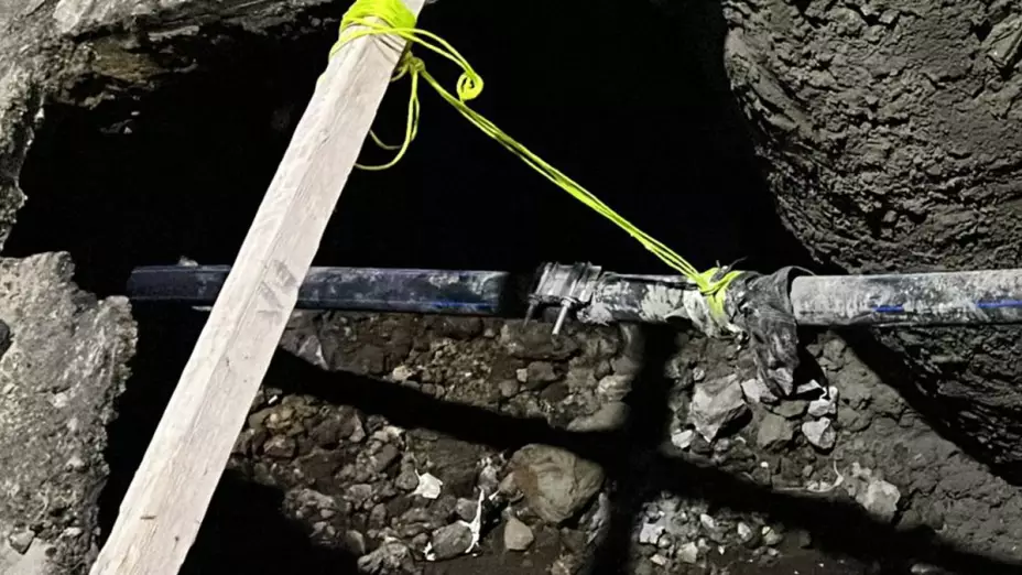 CDMX: Surge socavón de 4 metros en Iztapalapa; vecinos de Lomas de Zaragoza piden ayuda