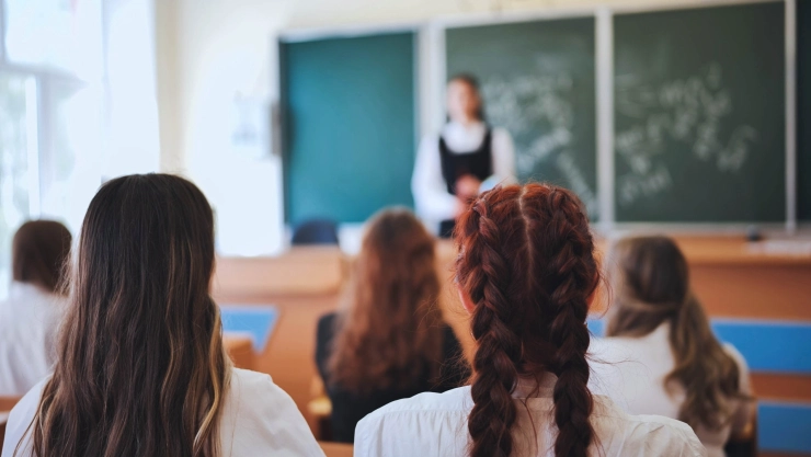 Una maestra presionó a alumnos mexicanos sobre su estatus migratorio.