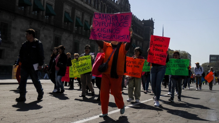 Marcha por el Instituto Naiconal de Vivienda