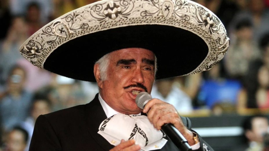 Vicente Fernández en estado de salud crítico