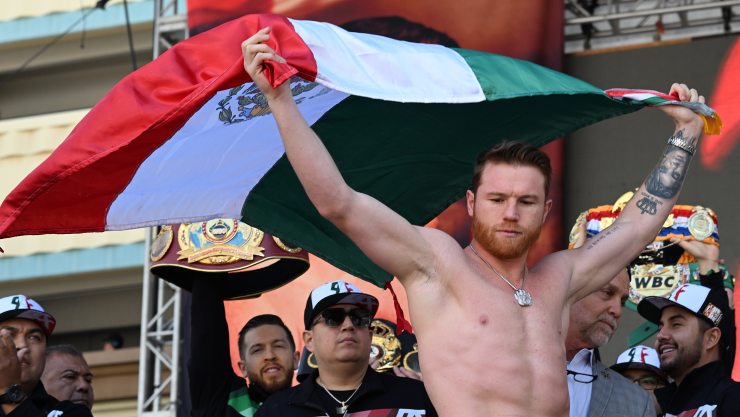 ¿Cuánto cuestan los guantes del Canelo Álvarez?
