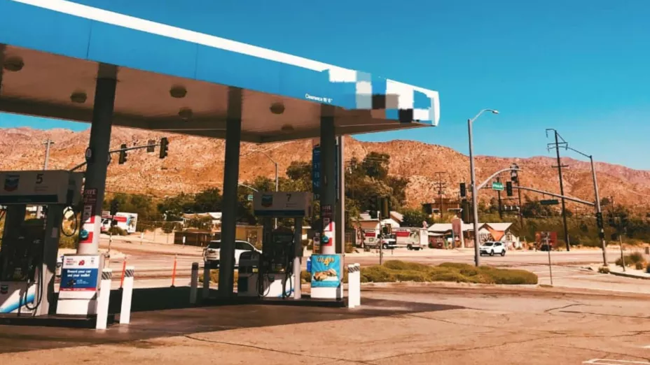 gasolinera.jpg
