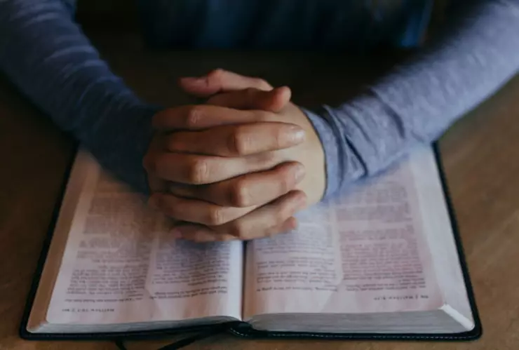 Oraciones y lecturas de Adviento 2024