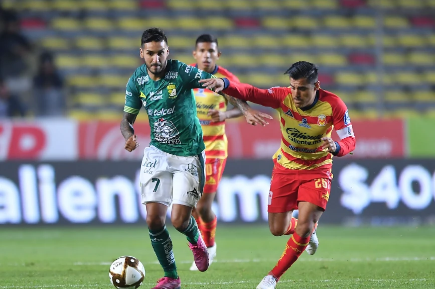 Monarcas vs León