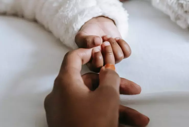 bebe-gigante-siete-kilos-reino-unido