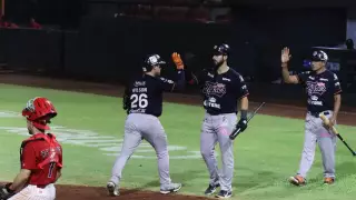 Tigres de Quintana Roo derrota a Piratas de Campeche y asegura la serie