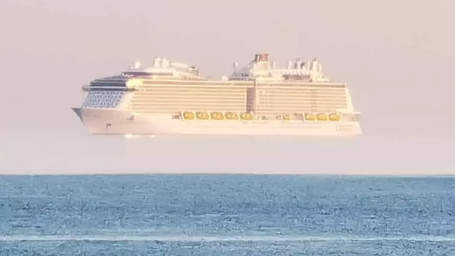 barco_flotando_.jpg