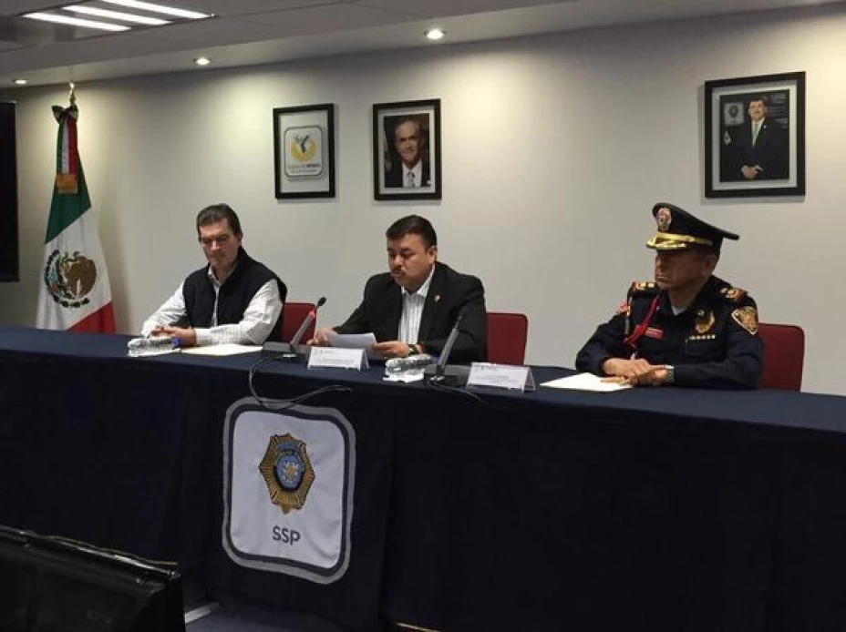 Policía Bancaria e Industrial apoyará con 120 policías la seguridad en Centro Comercial Santa Fe