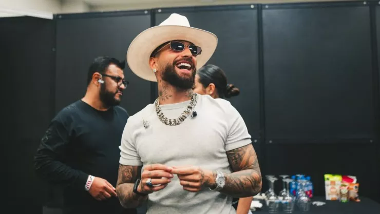 Maluma se niega a hablar con la prensa durante promoción de su gira en México