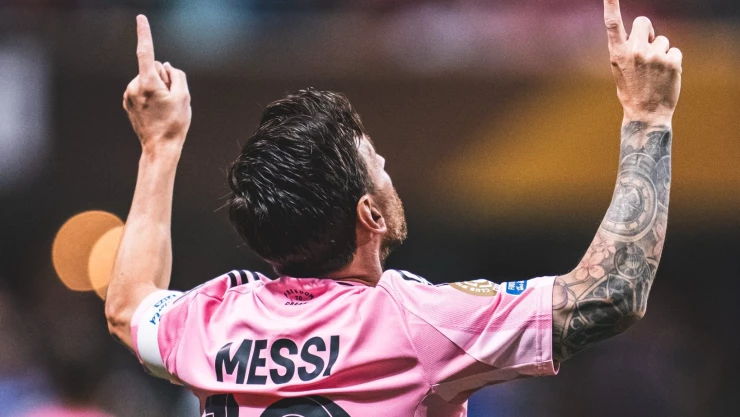 Ser fan&aacute;tico de Lionel Messi significa darle prioridad a la familia y ser humilde