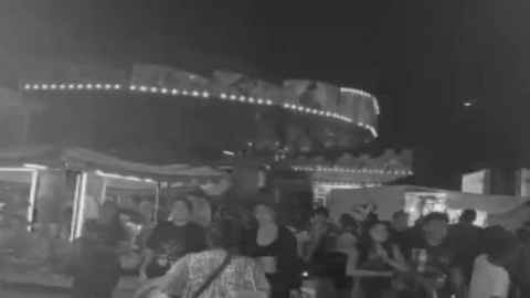 Camioneta sin frenos termina accidentada en feria de Morelos