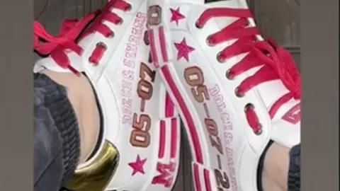 Tenis de Emily Cinnamon hija del Canelo Álvarez