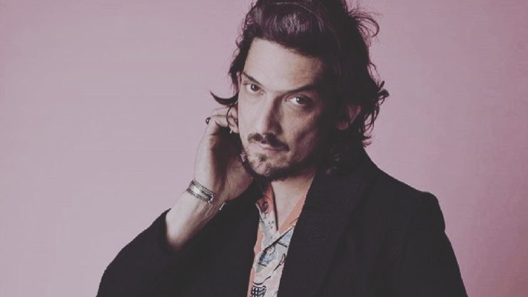 LEON LARREGUI.jpg