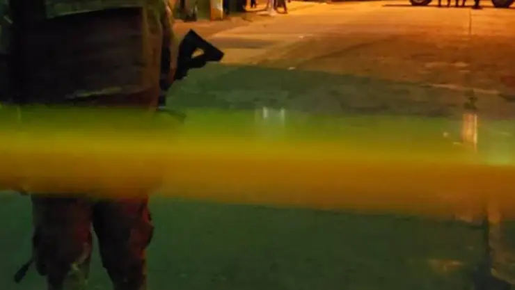 Asesinan a ocho personas en bar clandestino de Celaya.-