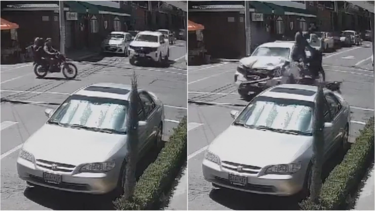 VIDEO: Camioneta embiste a repartidores; motociclistas salen volando