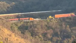 Trailer impacta en autopista Orizaba-Puebla.