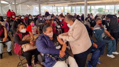 vacunacion de refuerzo adultos 50 a 59 anos edomex