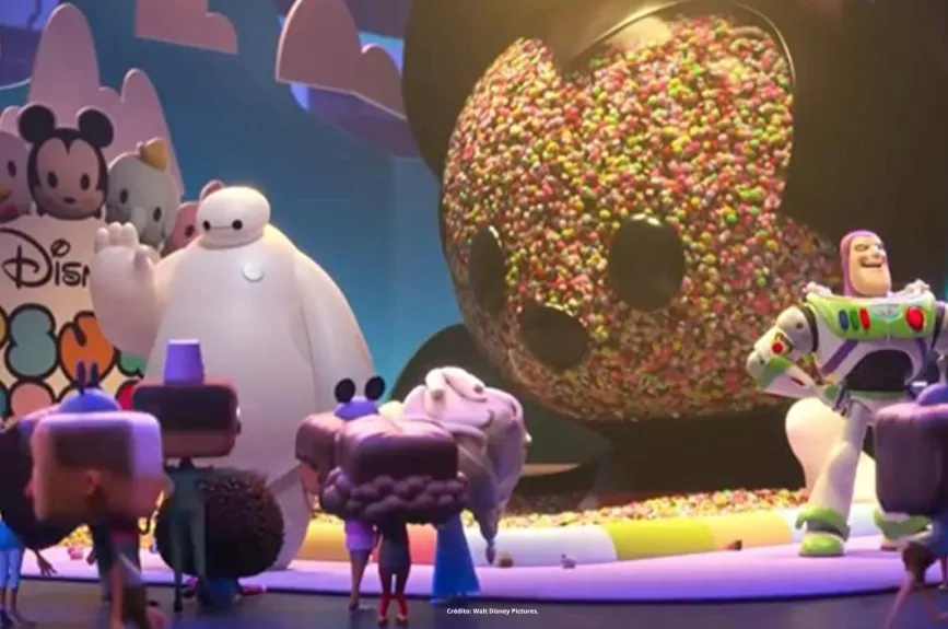 La película Wifi Ralph incluyó en varias de sus escenas a personajes de otras películas animadas, así como marcas y mucho más. | Estreno Platinum por Azteca 7