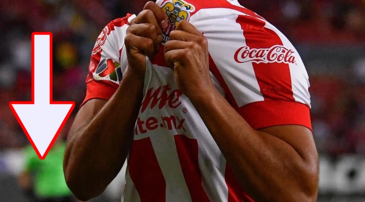 CONFIRMADO: Referente de Chivas se marcha previo al arranque del Apertura 2026 tras 13 años en el club