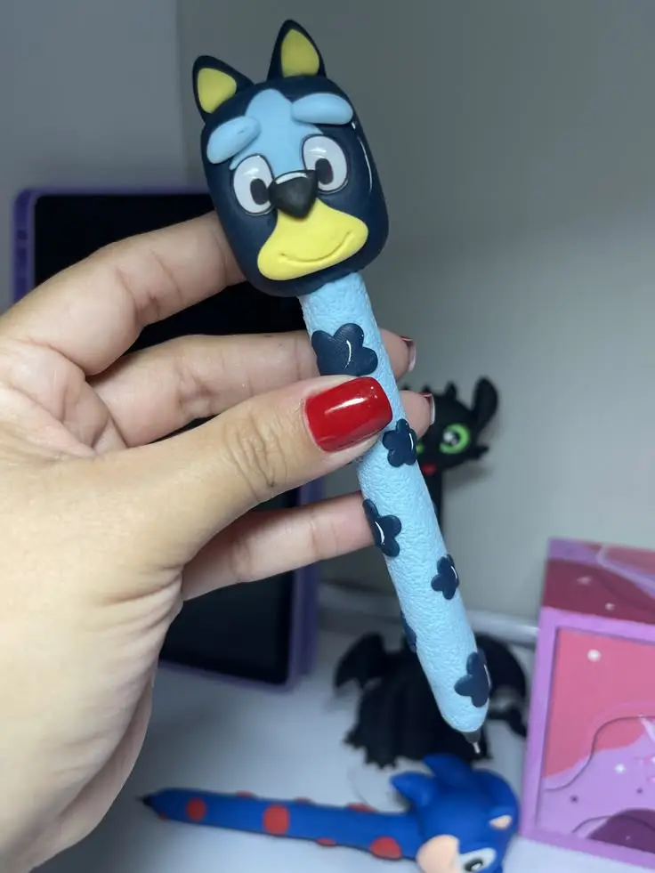 Toppers de Bluey para tus lápices y colores