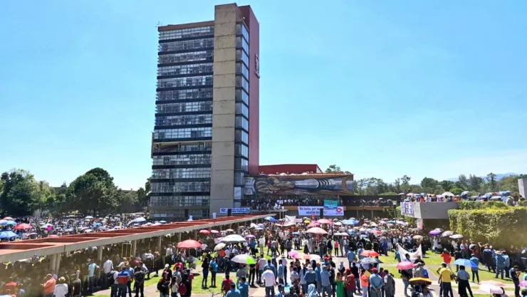 Amenazan con huelga de trabajadores de la UNAM