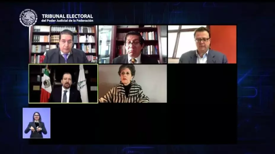 TRIBUNAL SESIÓN