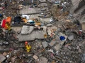 Edificio colapsa sobre vivienda habitada en Brasil