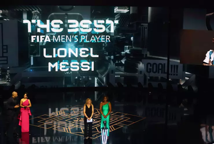 Messi gana el trofeo The Best
