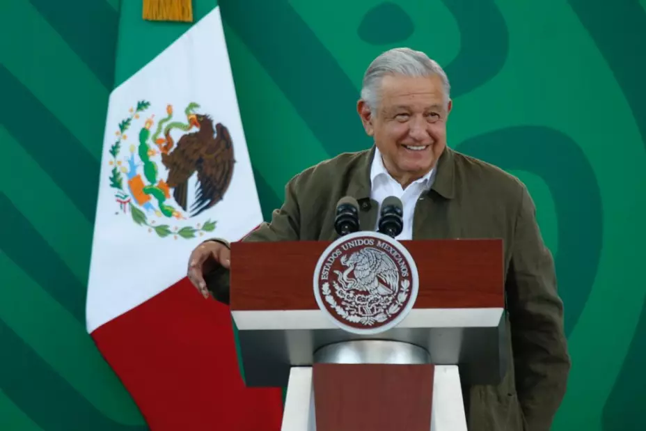 AMLO 10 de enero.jpg