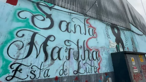 Mural en honor a Alicia Matías “abuelita heroína” en CDMX