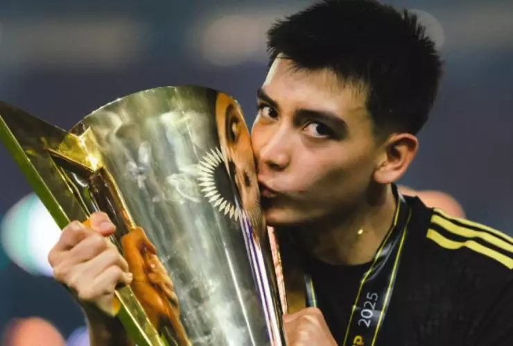 gilberto-mora-supera-goles-leyendas-futbol-16-anos-pb-notas