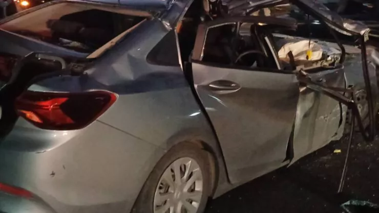 Accidente en la carretera a El Salto deja un vehículo destruido y una persona herida