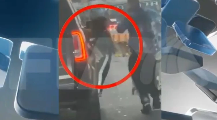 Niños trabajan entre autos rumbo a EU: trabajo infantil en garita de San Ysidro, Tijuana