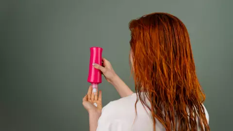 Las mascarillas caseras pueden resultar efectivas para la resequedad del cabello