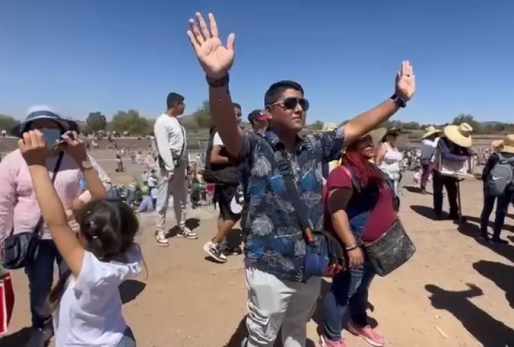 Teotihuacán Equinoccio lunes 20 marzo 2023.jpeg