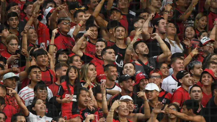 Le prohíben ingreso a partido de fútbol por ser deudor alimenticio