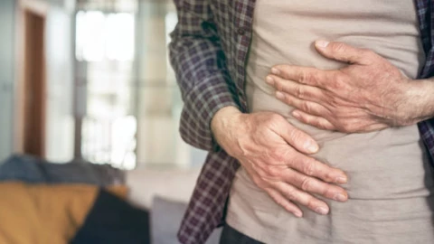 Estos son los alimentos que debes de consumir si deseas eliminar el estreñimiento