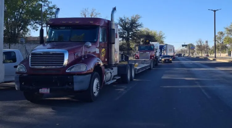 transportistas-paro-nacional-carreteras-de-México