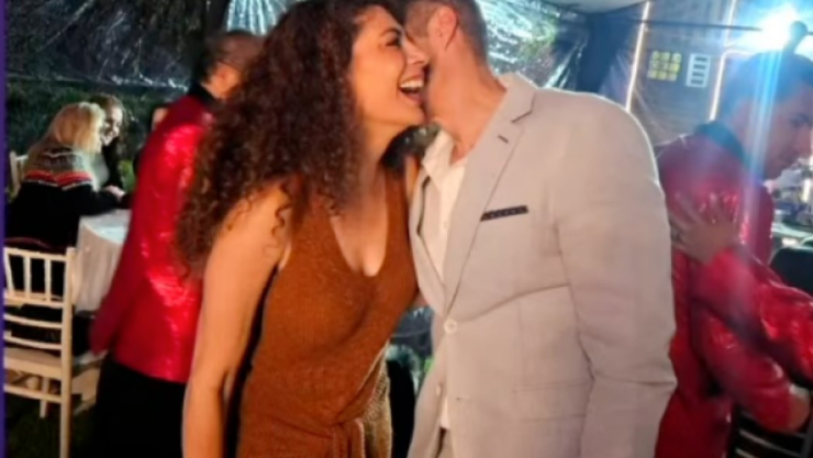 annaferro-charly.png
