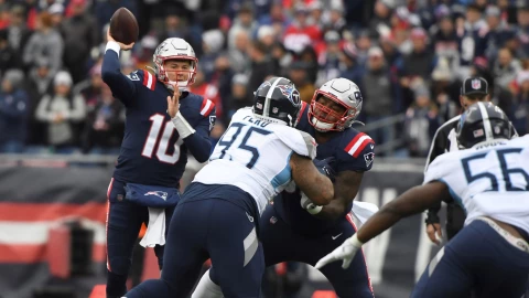 Patriots vencen a los Titans