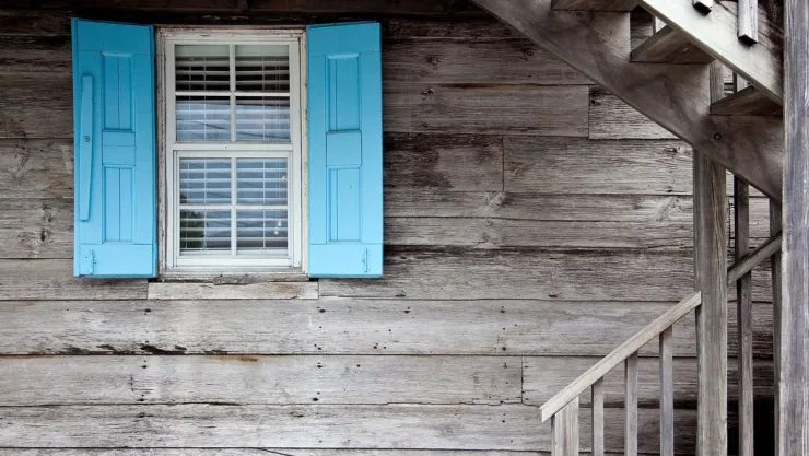 Los mejores trucos para que tu casa no huela a humedad