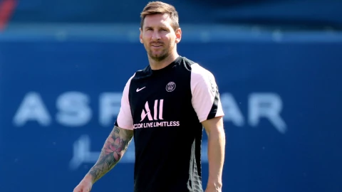 Messi entrena con el PSG