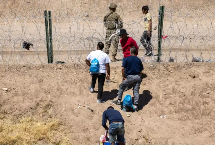 Los migrantes que solicitan asilo podrán ser expulsados más rápidamente.