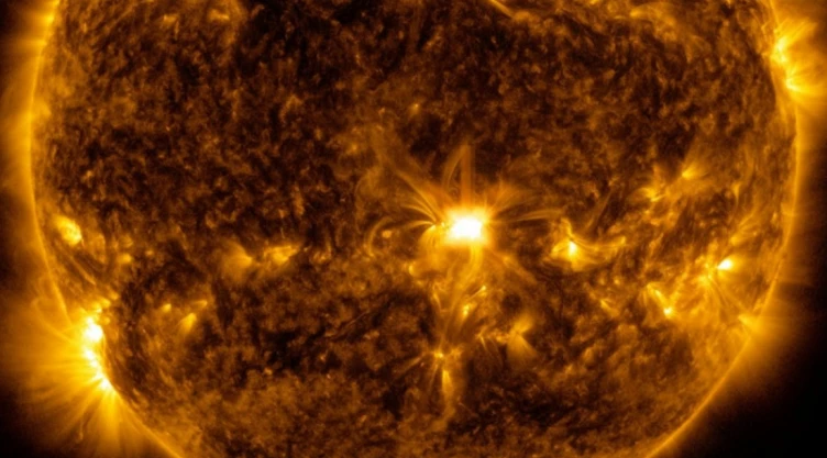 llamarada solar tormenta geomagnética