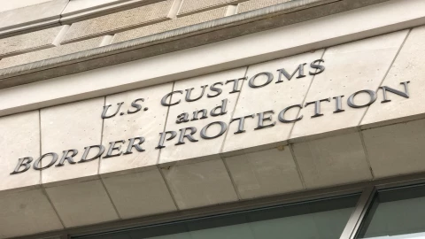 Entrada a las oficinas de la CBP